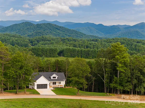 168 Country Dr, Mars Hill, NC 28754