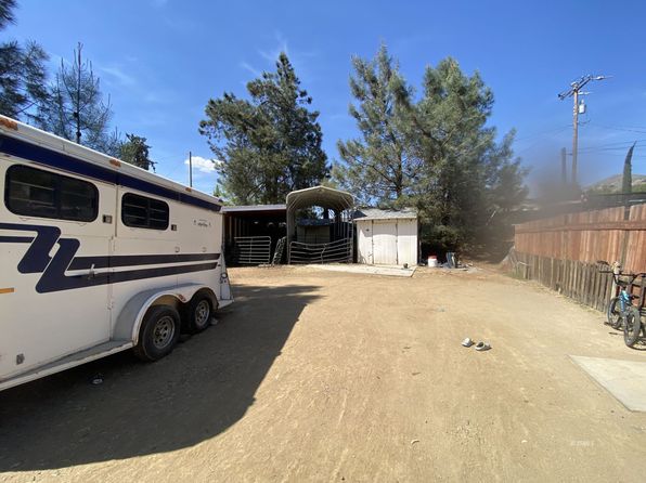 46 Laurel Dr, Bodfish, CA 93205