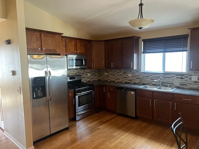 773 Serendipity Dr — Photo 2