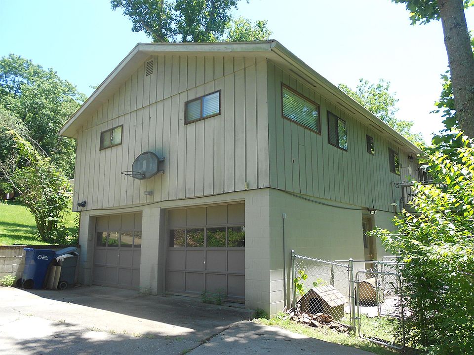 1st image of 43 Briarwood Dr