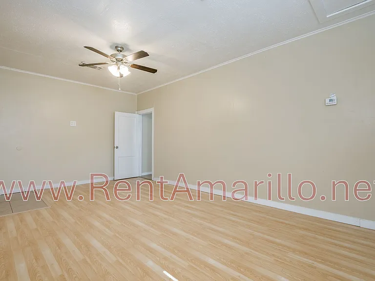 2047R S Hughes St — Photo 2