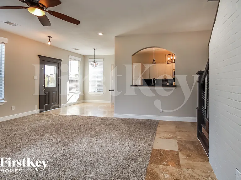 8306 White Willow Ln — Photo 9