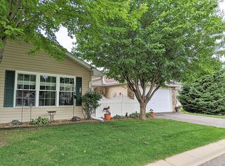 824 Roundhouse St, Shakopee, MN 55379