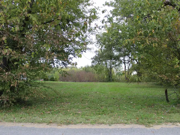 171 E Union St, Waverly, KY 42462