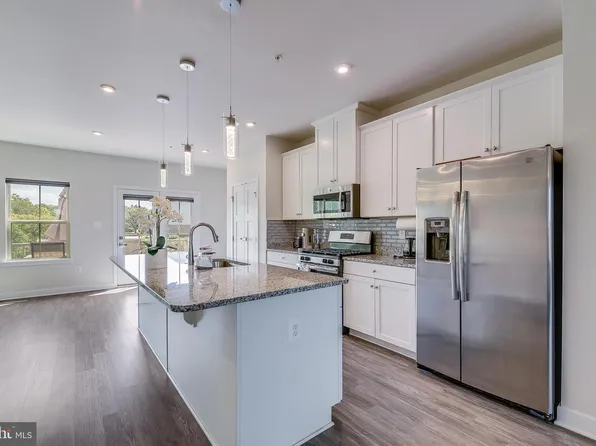 5851 Pecking Stone St, New Market, MD 21774