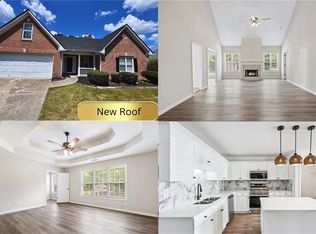 2071 Vintage Oaks Dr, Loganville, GA 30052
