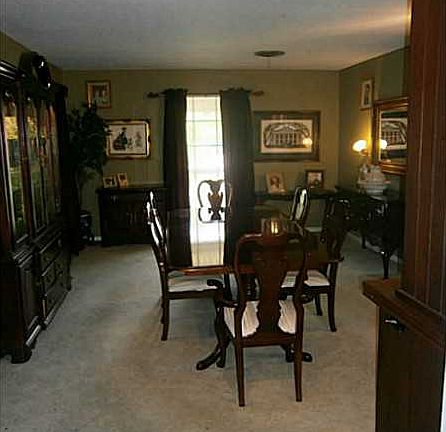 4th image of 2529 Danbury Dr