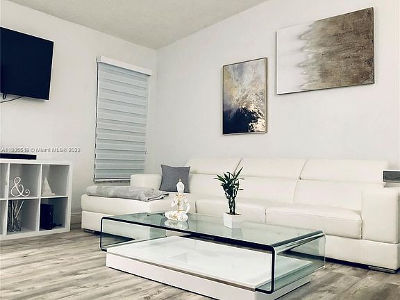 5th image of 2200 San Remo Cir #2200