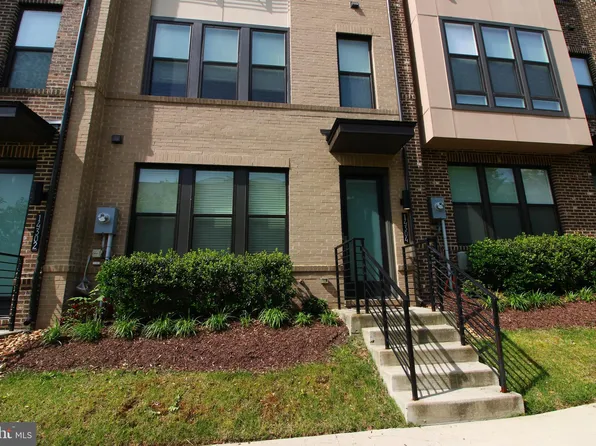 14304 Beckett Glen Cir, Chantilly, VA 20151