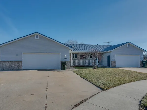 2718 Fieldstone Ct, Kaukauna, WI 54130
