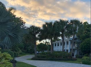 512 Periwinkle Way, Sanibel, FL 33957