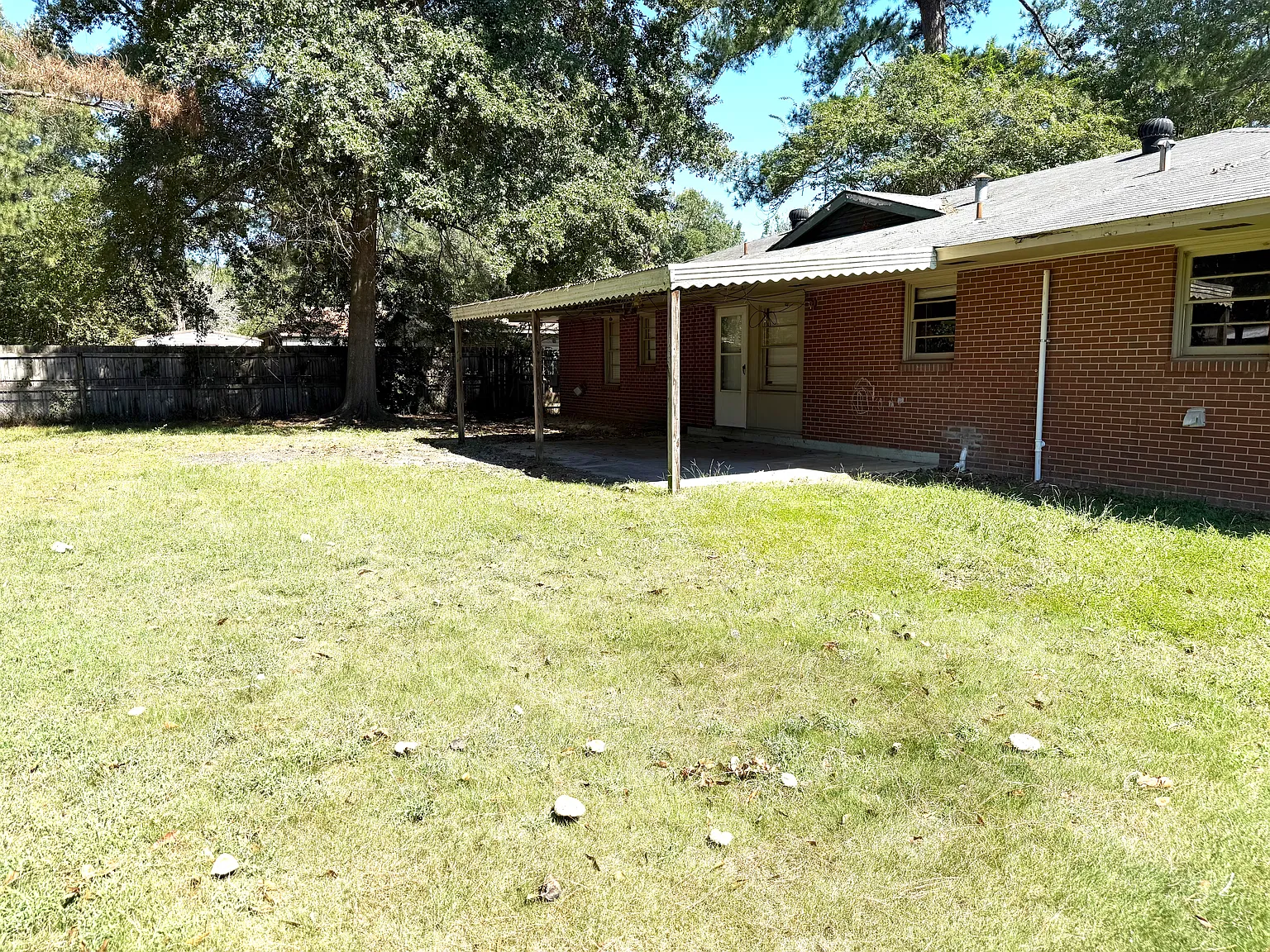 3 bed, 1324 sqft, $1,500 — Photo 4