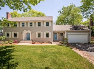 25 Holland Rd, Wakefield, MA 01880