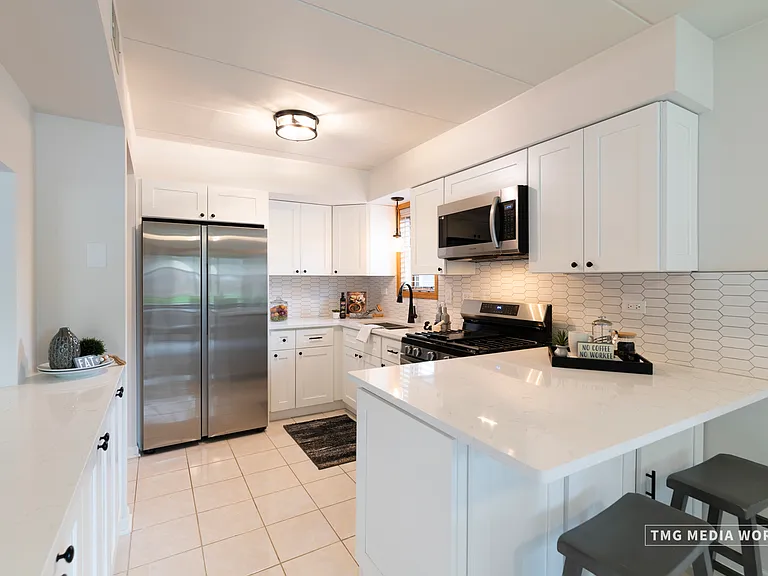 616 E 5th Ave #101 — Photo 7