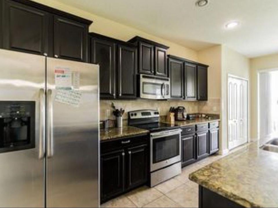 1st image of 1938 Thetford Cir