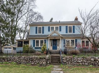 493 Pleasant Valley Pkwy, Providence, RI 02908