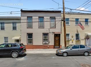 2105 25th Rd, Astoria, NY 11102