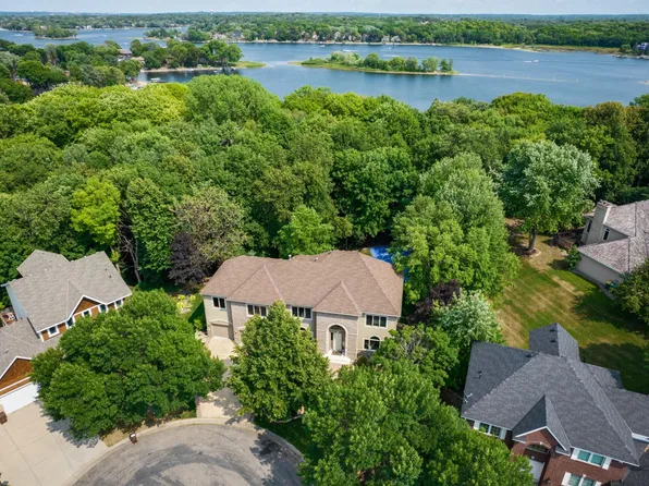 15351 Schroeder Cir NE, Prior Lake, MN 55372