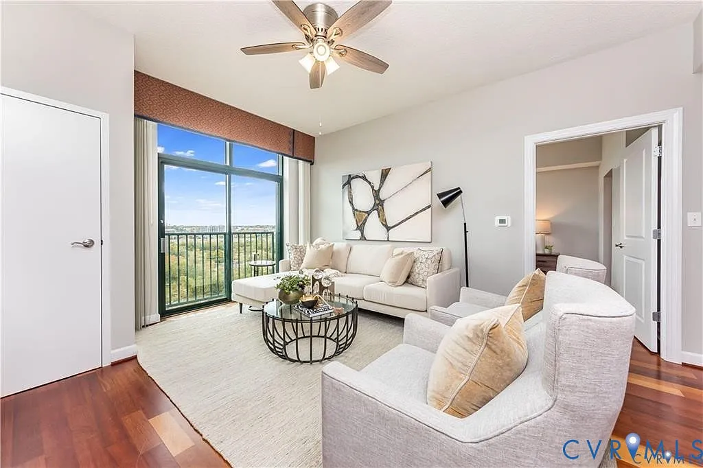 2 bed, 2.0 bath, 1037 sqft, $2,450 — Photo 4