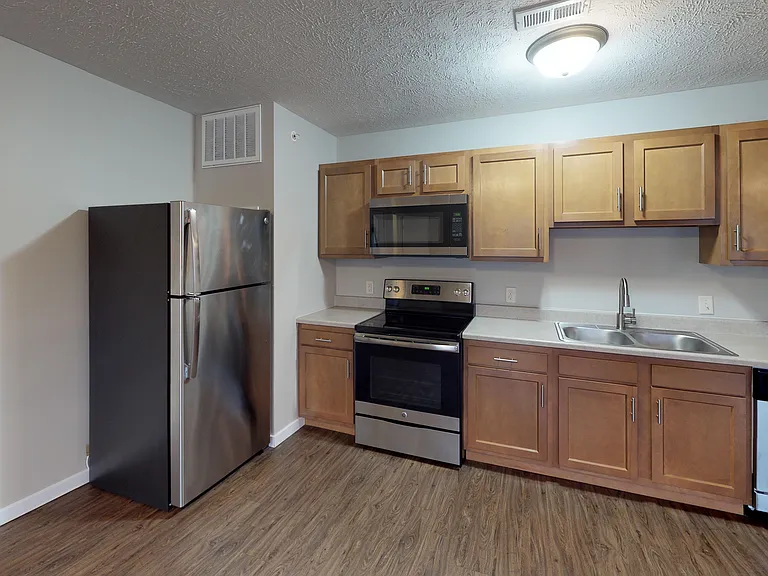 Talon Apartments — Photo 14