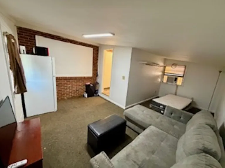 4010 Halifax Rd #1 — Photo 5
