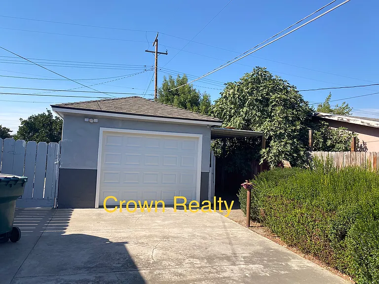950 Windsor Dr — Photo 22
