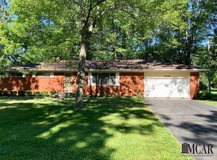 9050 Summerfield Rd, Temperance, MI 48182