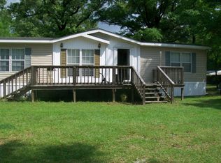 794 Sunday Rd, Chipley, FL 32428