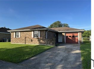 304 Blossom Ct, Westwego, LA 70094