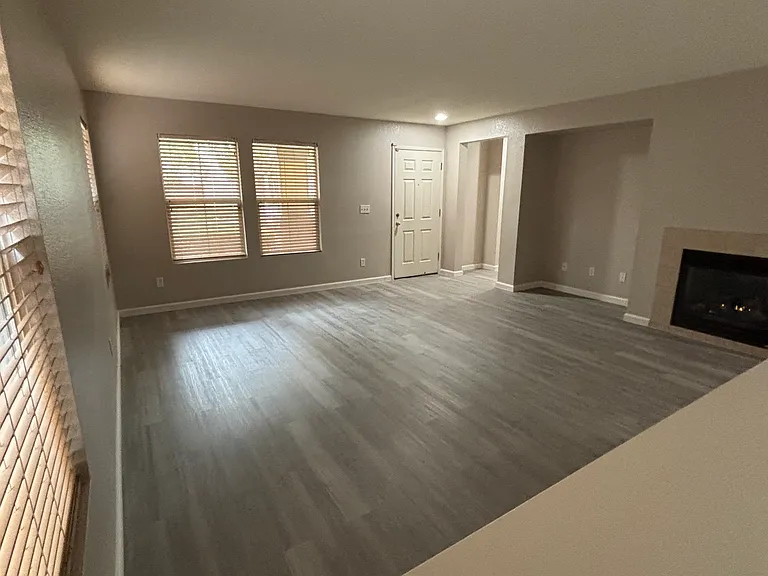 3196 Puffin Cir — Photo 3