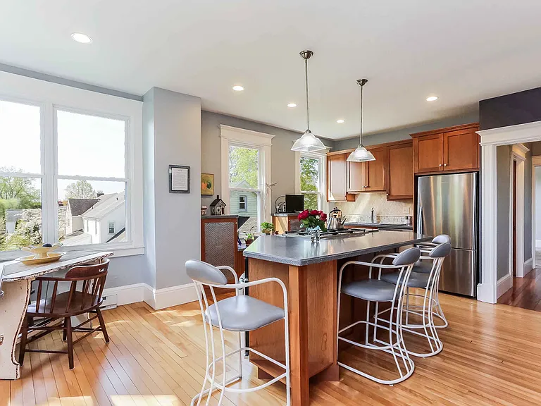 106 Grennan Rd #108 — Photo 3