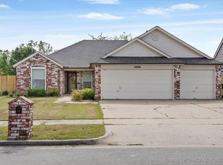 10806 E 117th St N, Collinsville, OK 74021