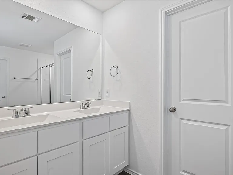 3030 Holland Lakes Dr — Photo 35