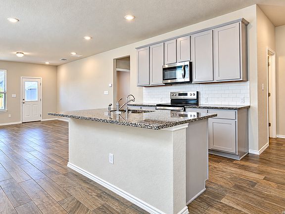 5th image of 3347 Rancho Grande