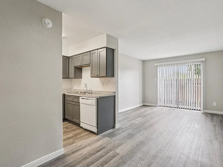9850 S Kirkwood Rd — Photo 39