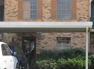 6816 25th St, Groves, TX 77619