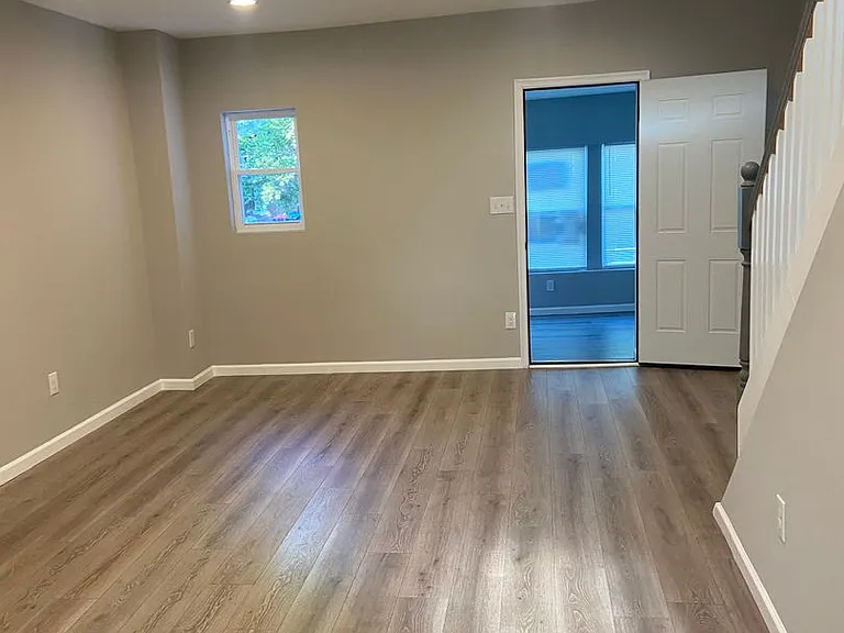 6310 Ogontz Ave — Photo 10