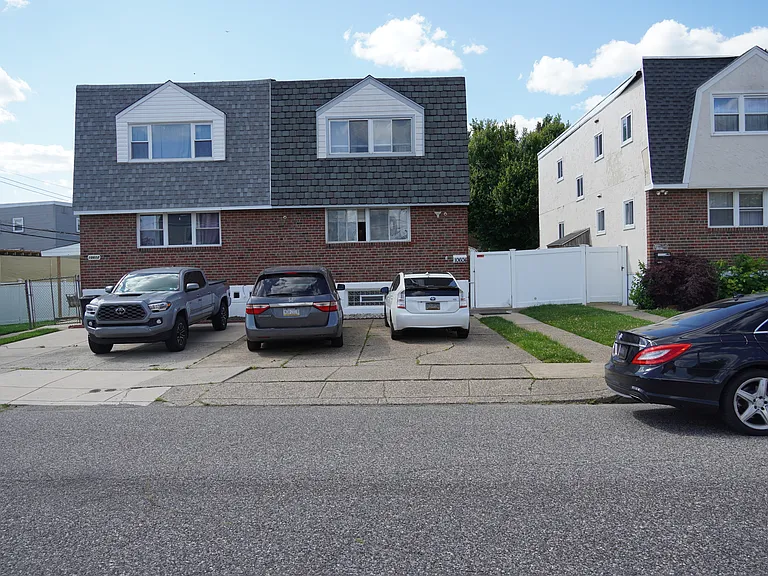 10604 Evans St #2 — Photo 13