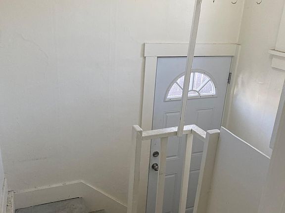 4th image of 2325 E 11th Ave