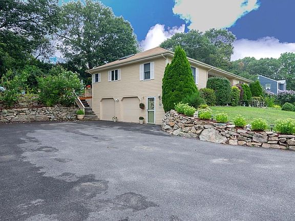 2nd image of 34 Grampian Way