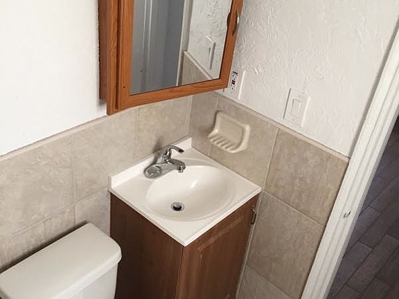 2nd image of 2120 1st Ave N APT 1