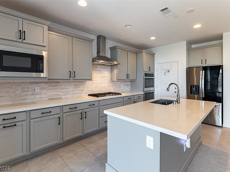 238 Badwater Basin St — Photo 10
