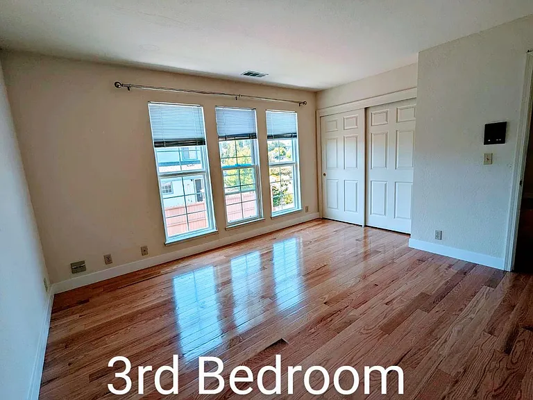 10320 Tula Ln — Photo 15