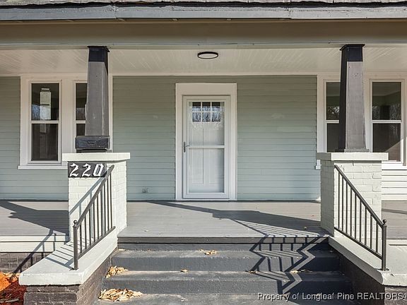 3rd image of 220 Beaman St