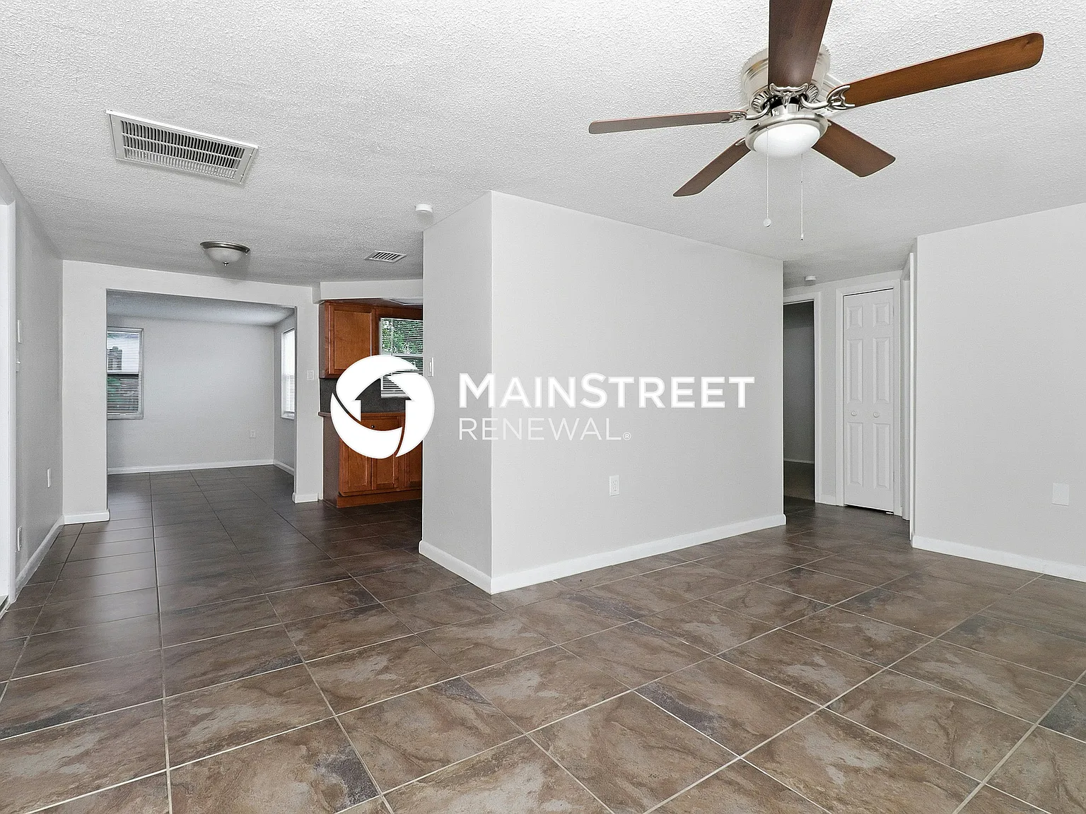 9411 Gray Fox Ln — Photo 2