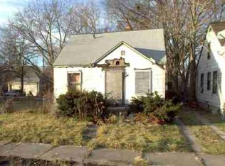 11101 Sanford St, Detroit, MI 48205