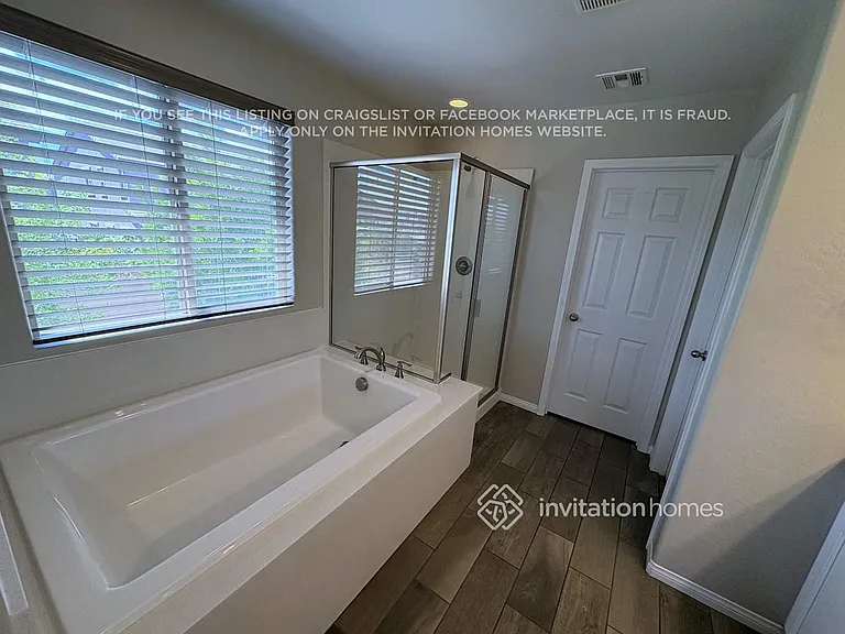 8617 Earl Creek St — Photo 10