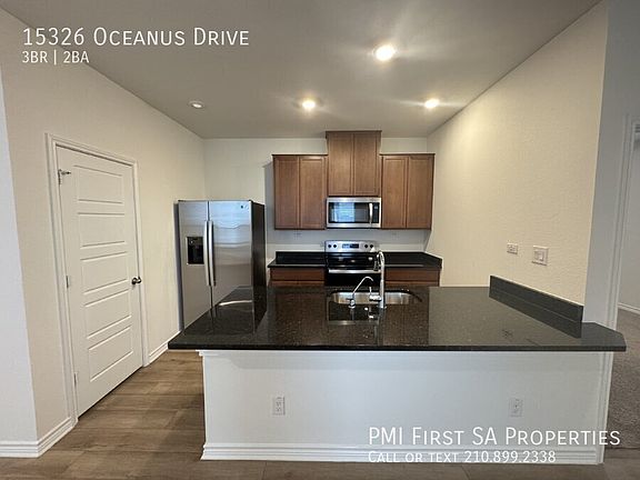 4th image of 15326 Oceanus Dr