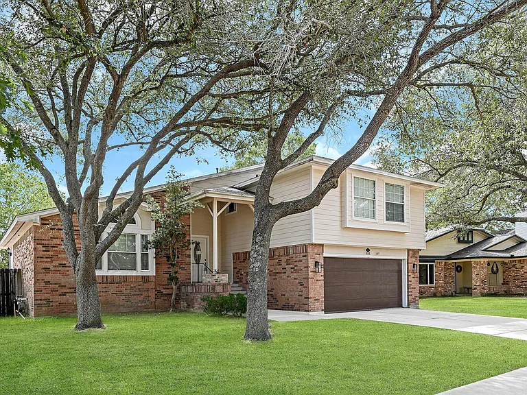 5134 Smokey River Dr — Photo 2