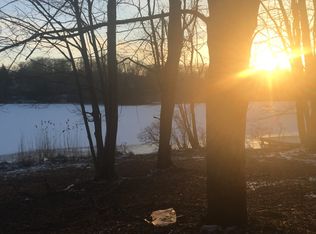 6101 Boardwalk Dr, Tobyhanna, PA 18466
